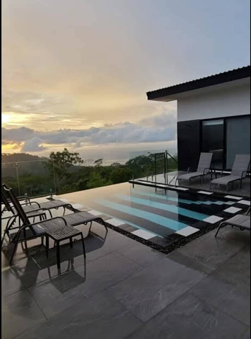U House