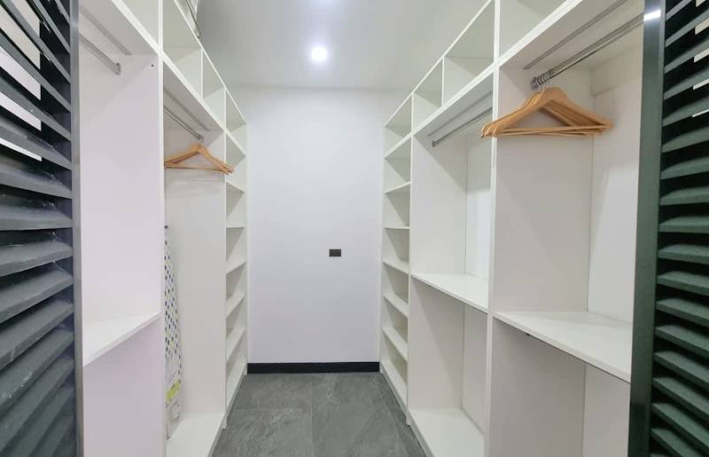 U House 34